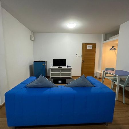 Dao Jaras Fah Hometel ดาวจรัสฟ้าโฮมเทล Bangkok Kültér fotó